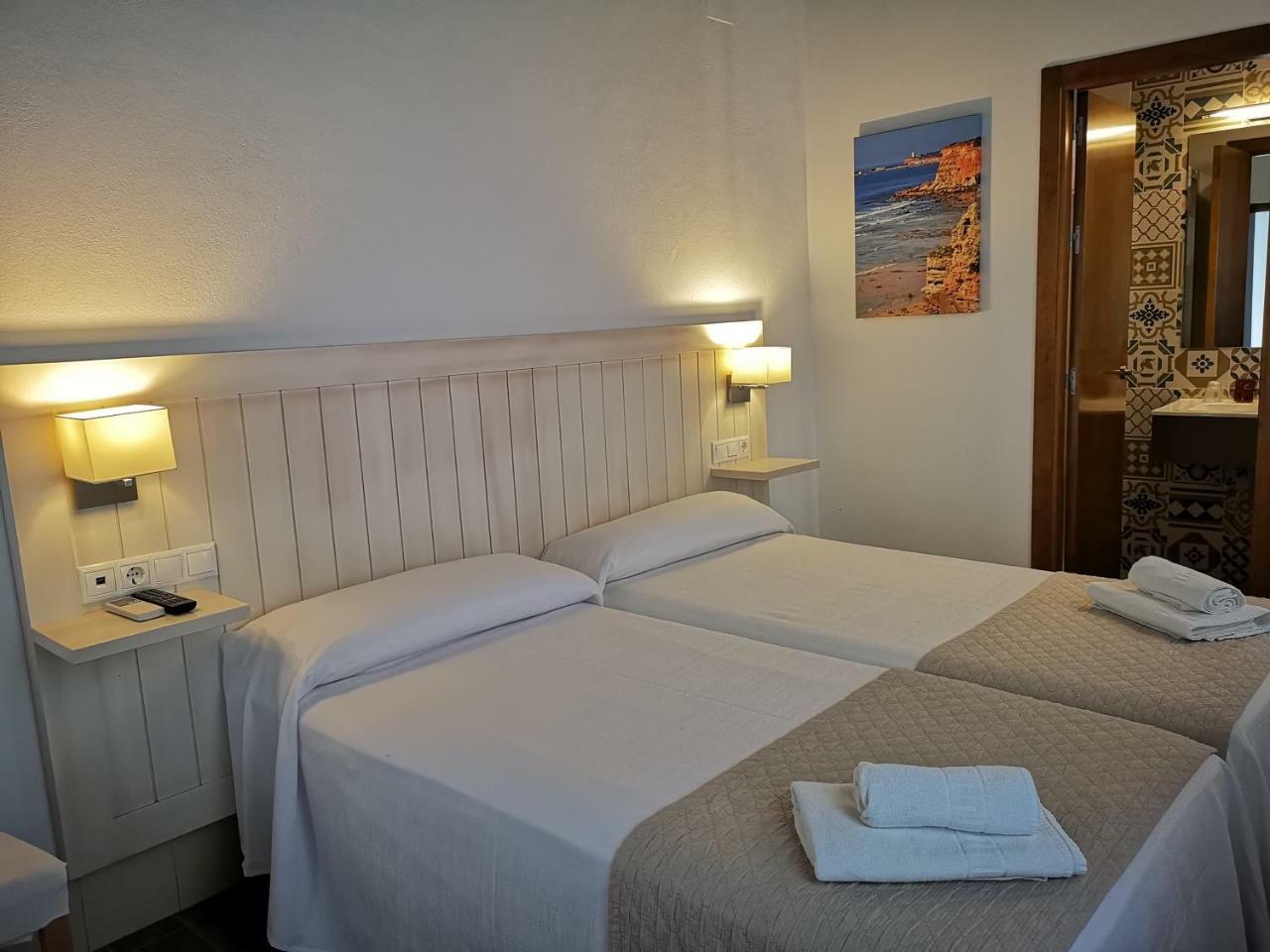 Hostal La Fonda Conil De La Frontera Zewnętrze zdjęcie