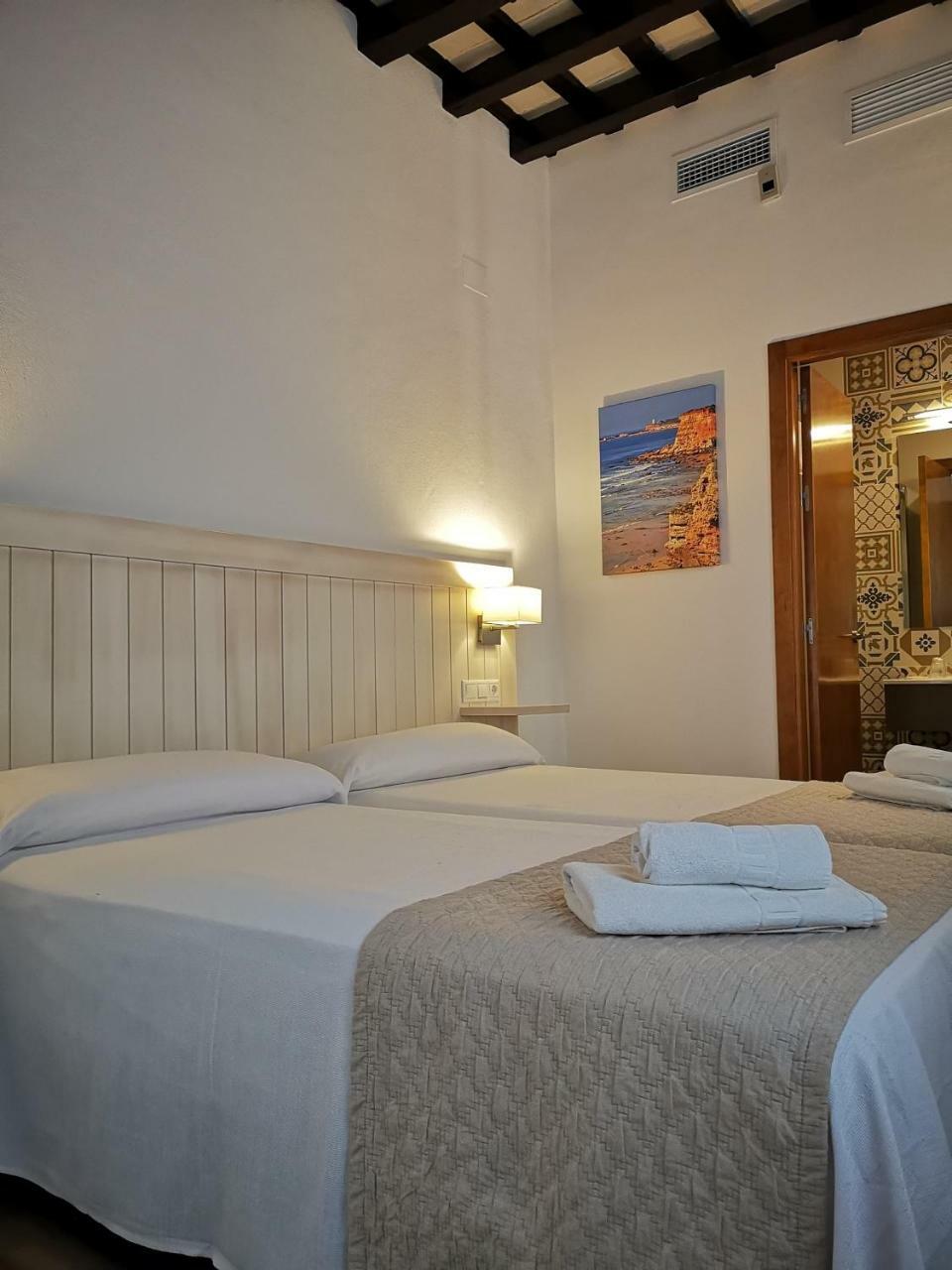 Hostal La Fonda Conil De La Frontera Zewnętrze zdjęcie